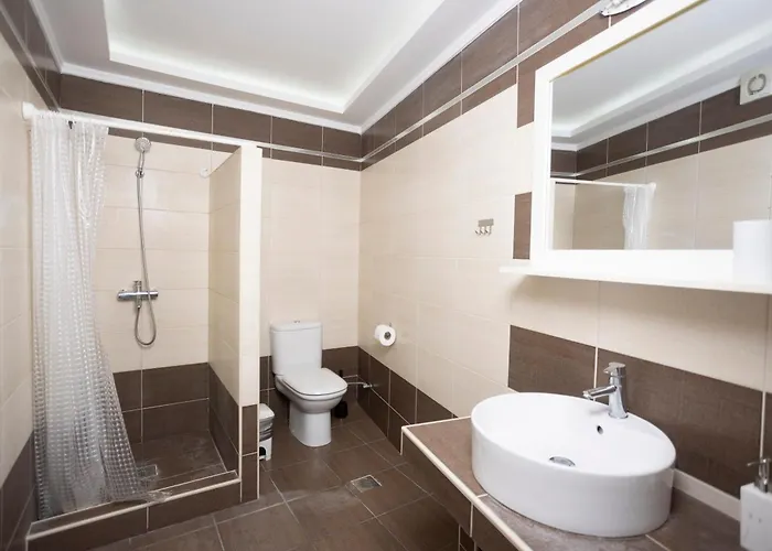 Alpha - Beachfront, Steps From Agistri, Da Noi And Blue Carpet 빌라 *