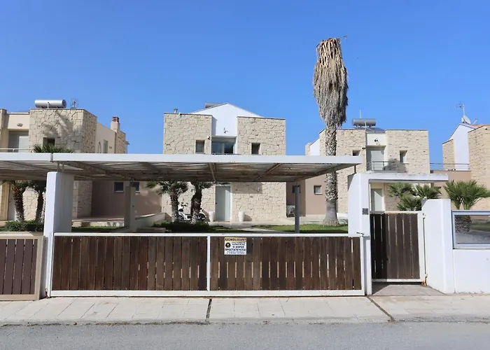Alpha - Beachfront, Steps From Agistri, Da Noi And Blue Carpet 빌라 페프코초리