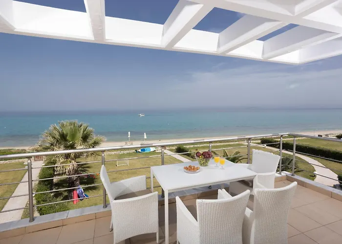 빌라 Alpha - Beachfront, Steps From Agistri, Da Noi And Blue Carpet