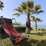 Alpha - Beachfront, Steps From Agistri, Da Noi And Blue Carpet 别墅