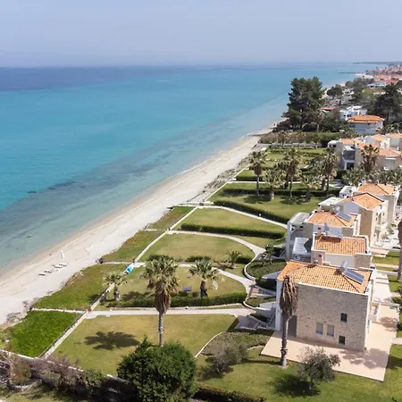 Alpha - Beachfront, Steps From Mamalouka And Blue Carpet * Pefkochori