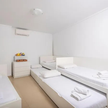 Alpha - Beachfront, Steps From Agistri, Da Noi And Blue Carpet Villa *