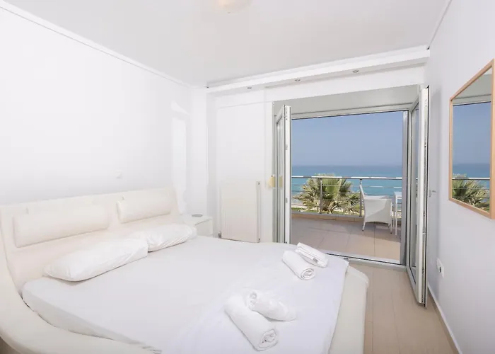 Alpha - Beachfront, Steps From Agistri, Da Noi And Blue Carpet